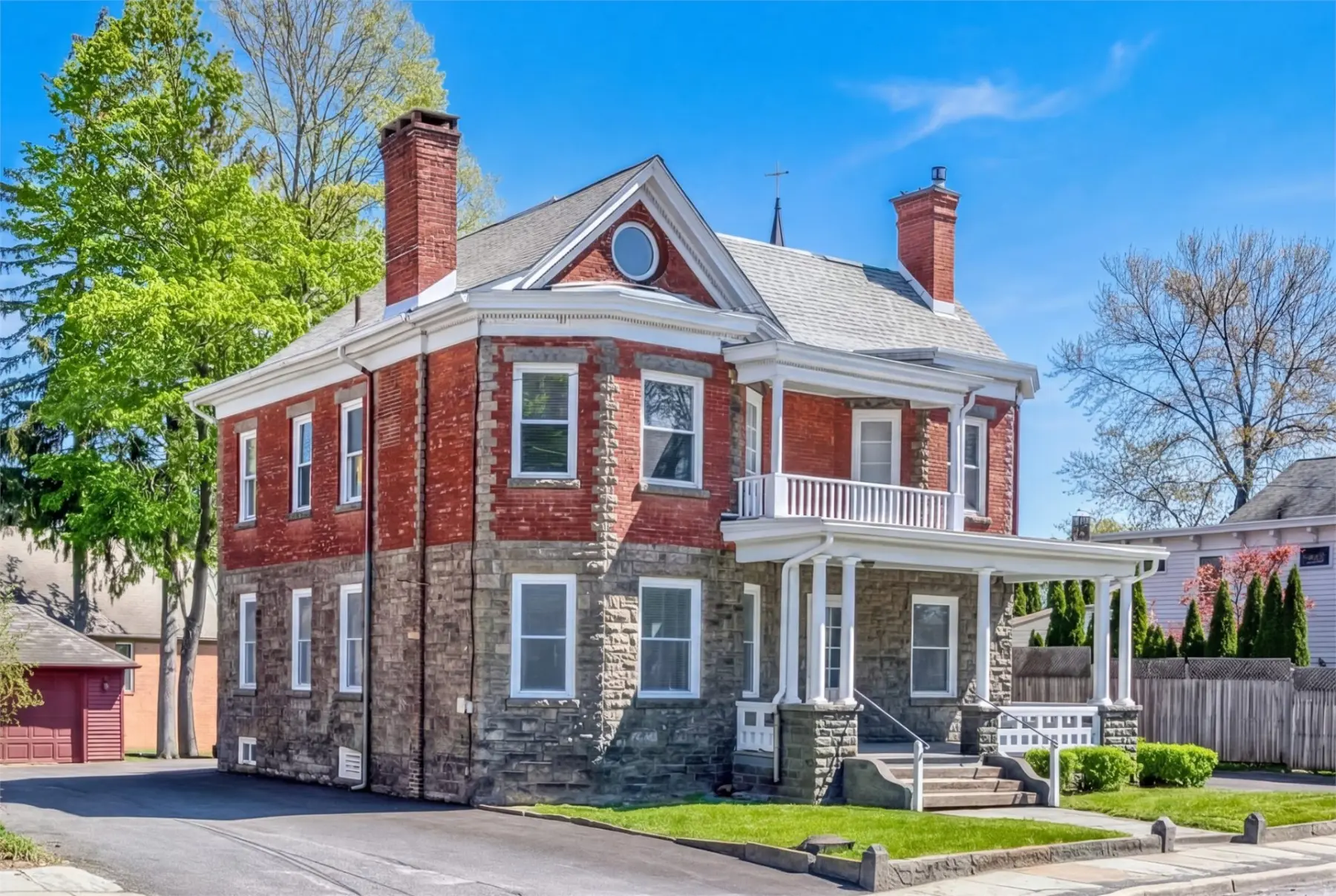Listing photo 1